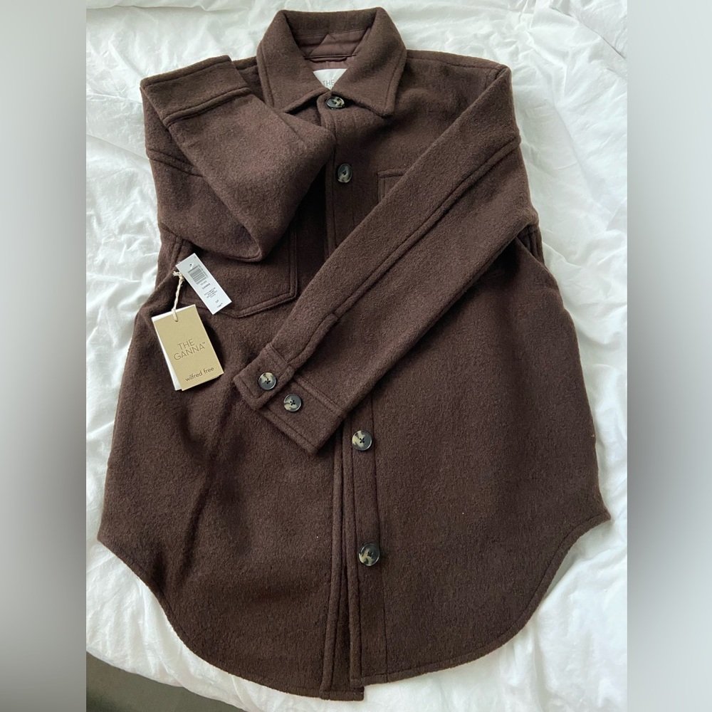 NWT Aritzia Wilfred Free Ganna Shirt Jacket - size S